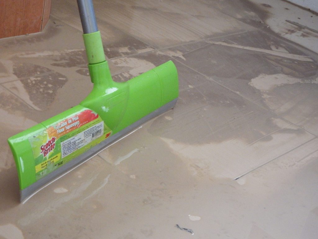 cleaning-up-a-dirty-floor